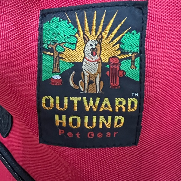 “Outward Hound”Vibrant Red Pet Gear New No TagsCarrier Backpack 🎒